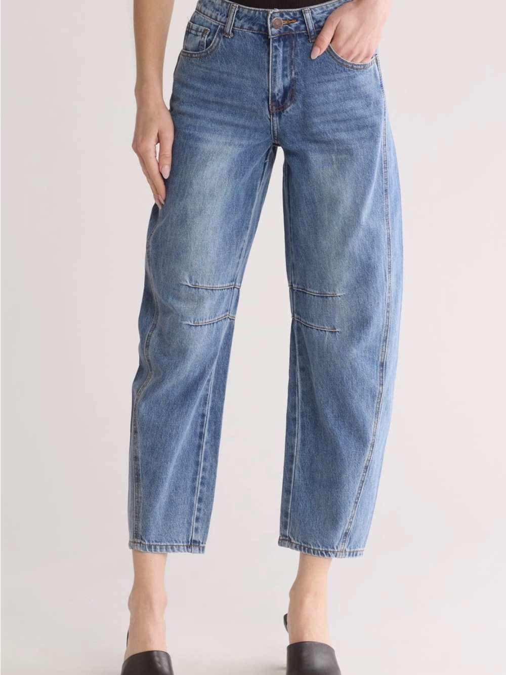 Flying Angel High-Rise barrel Relaxed Jeans in Light Blue